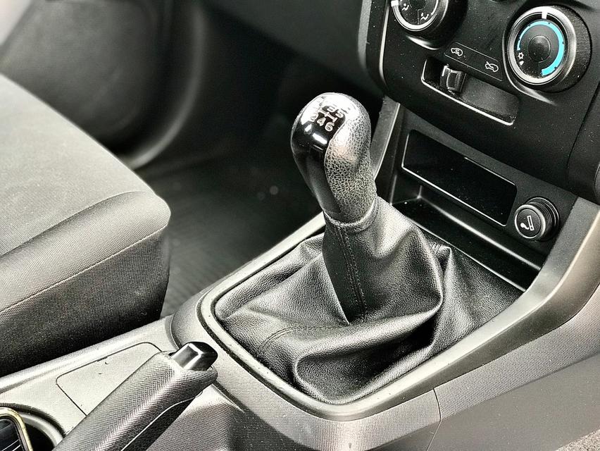 ขาย  ISUZU D-MAX 1.9 Ddi S โฉม SPACECAB ปี 2017 10