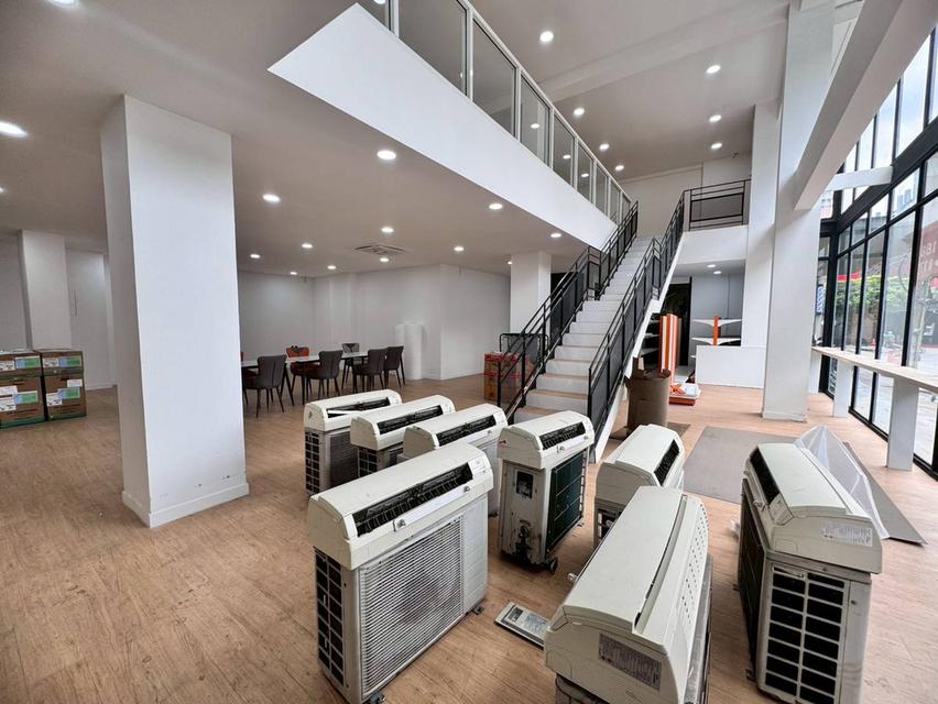 ให้เช่าพื้นที่ ชั้น 1 และชั้นลอย ทำเลเอกมัย ใกล้ BTS เอกมัย (N.1222) 8