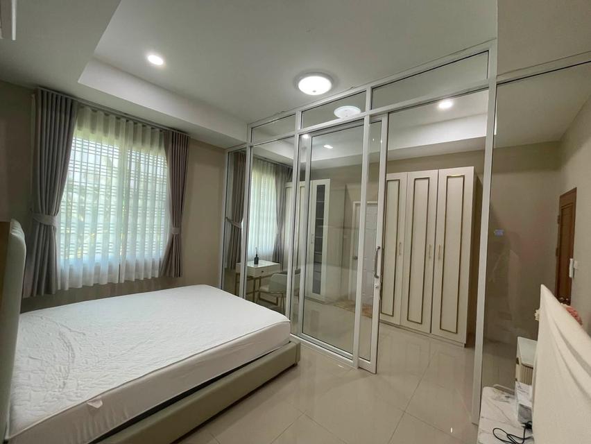 U1469 ให้เช่าบ้านเดี่ยว 2 ชั้น บ้านสวนเนรมิตร วัชรพล เพิ่มสิน ที่ดิน 1 ไร่ พร้อมสระว่ายน้ำในตัวบ้าน บ้านพร้อมเฟอร์ 12