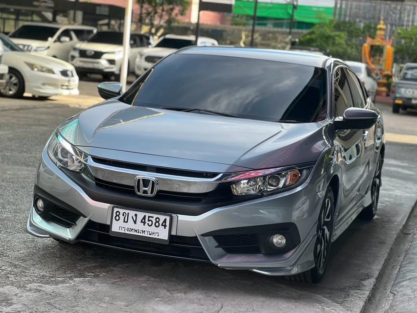 HONDA CIVIC FC ปี 2016 รุ่น 1.8 EL ออโต้ สีเทาเมทัลลิก รถบ้านมือเดียว เลขไมล์น้อย 19x,xxx km ดูแลอย่างดี รูปย่อยที่ 3