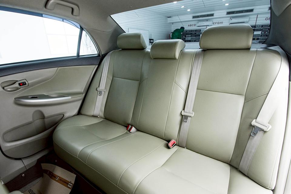 รหัสรถ 1D472 ALTIS 1.6 E CNG 2011 6