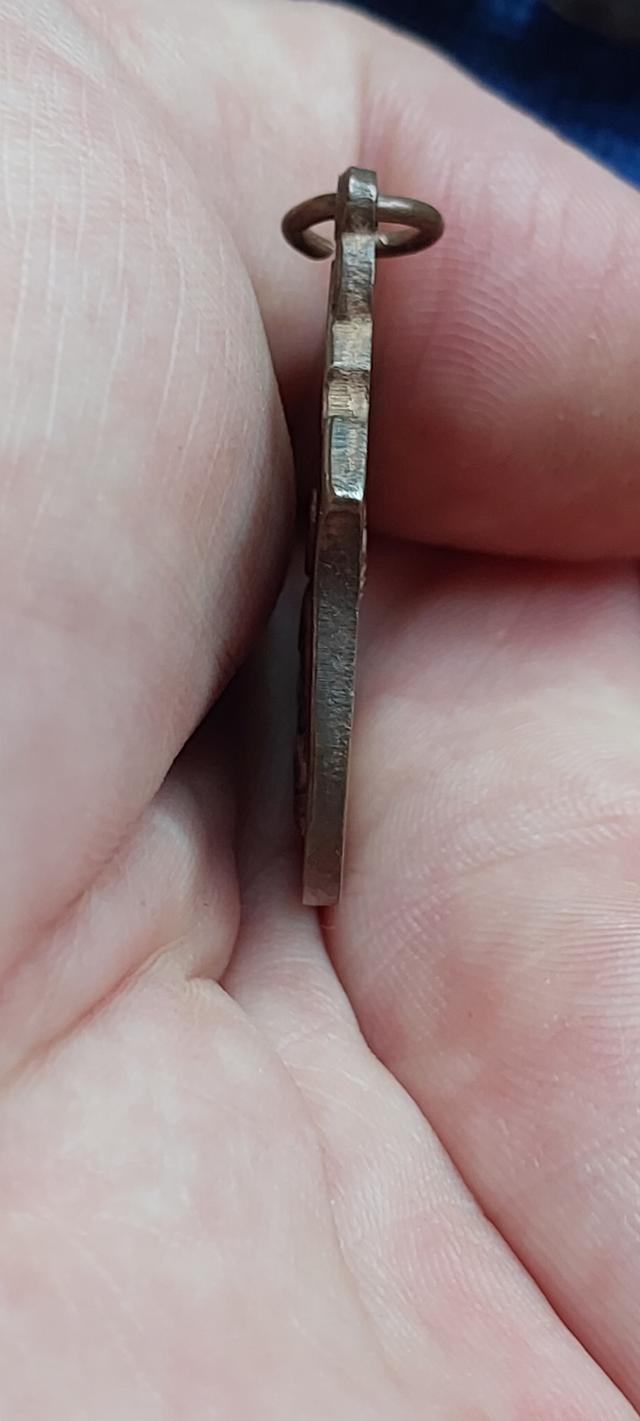 เหรียญพระพุทธชินราช ปี2517 กองทัพภาคที่3 รูปที่ 4