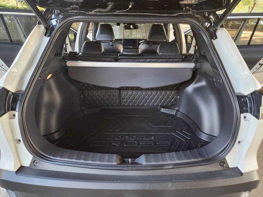 🔥ฟรีดาวน์ รถสวยมือเดียว ปีใหม่  ขับดีมาก Toyota COROLLA CROSS 1.8 Hybrid GR SPORT AT ปี 2022 รูปที่ 20