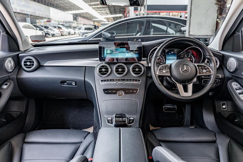 รหัส NP8652 BENZ C220d AVANTGARDE 2019 11