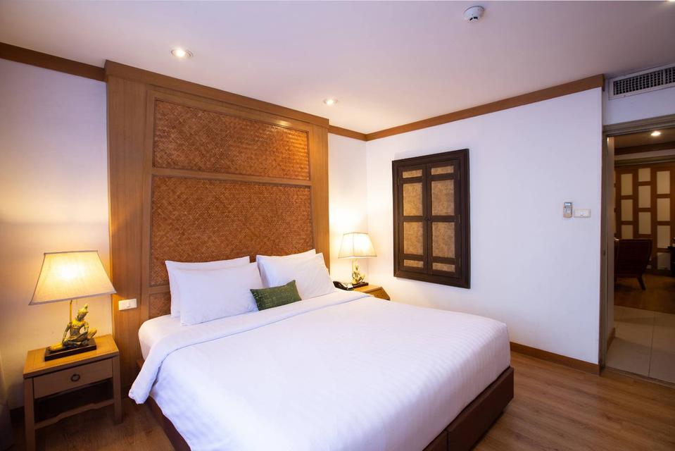 ห้องพัก โรงแรม เดอะ ทานตะวัน สุรวงศ์ โฮเตล แบงค็อก