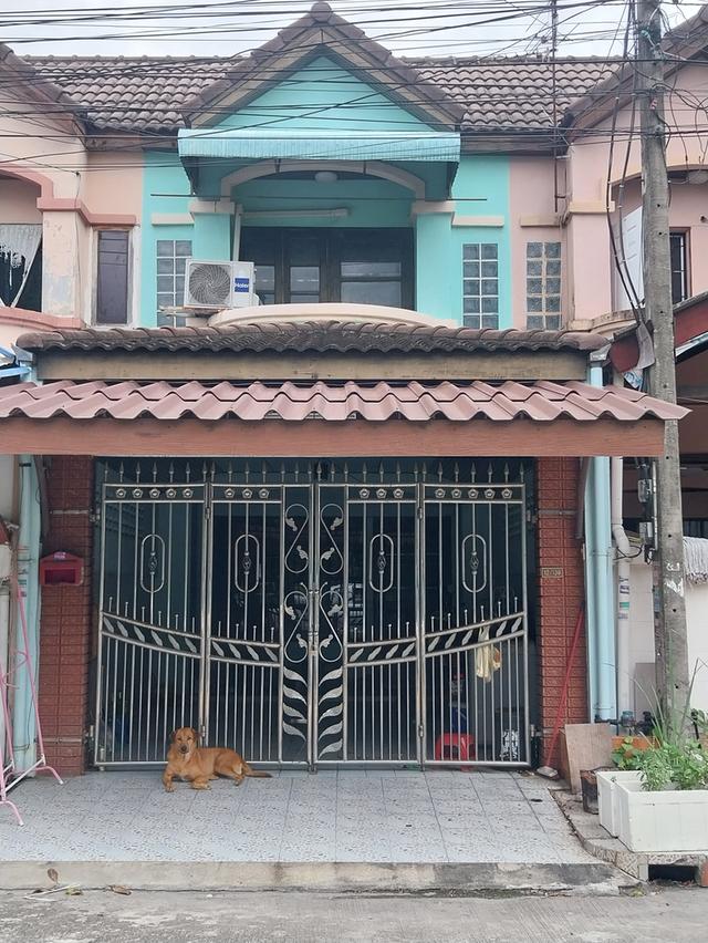 ทาว์เฮ้าส์ 2 ชั้น หมู่บ้านเอราวัณคลอง4ลำลูกกา 1