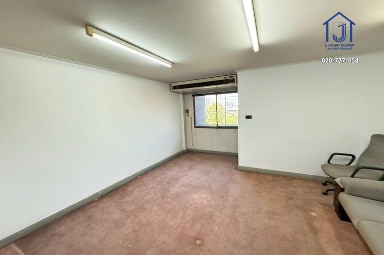 ขายโฮมออฟฟิศ 3 ชั้น 540 ตารางเมตร ซอยลาดพร้าว 35 ใกล้MRT ลาดพร้าว 11