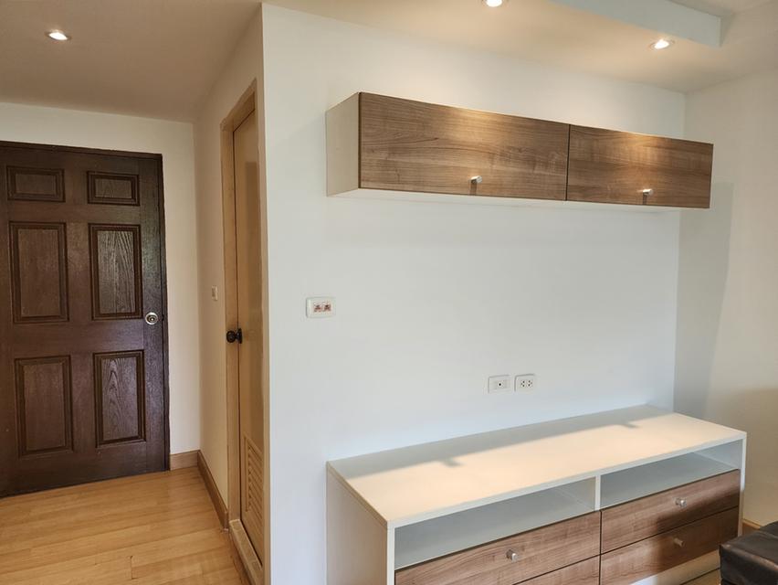 ให้เช่า คอนโด ฌ็องเซลิเซ่ แจ้งวัฒนะ 30 ตร.ม. ชั้น 2 เลี่ยงเมืองปากเกร็ด 7