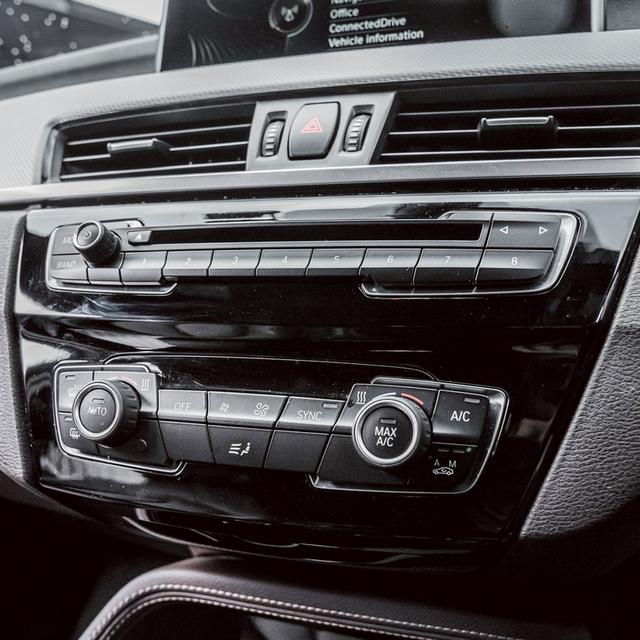 รหัสรถ 67GG3203 #BMW #X1 2.0 SDRIVE 1.8D Msport ( #F48 ) ปี 2017 13