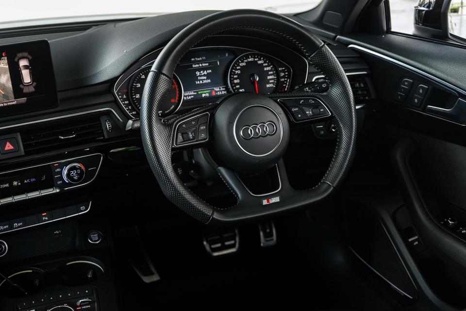 Audi A4 Avant 45 TFSI Quattro S-Line Black Edition 2020 รถเจ้าของเดียว รูปที่ 13