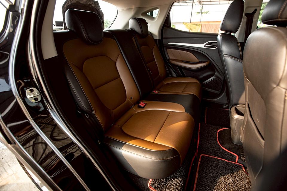 MG ZS 1.5 D ปี 2019 สีดำ มือเดียวป้ายแดง 11