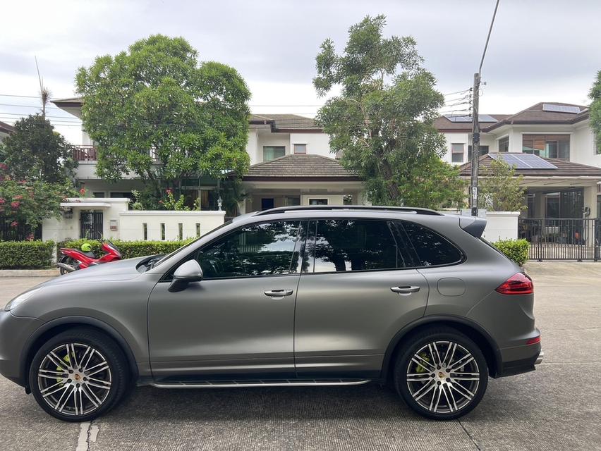 รถยนต์ Porsche Cayenne รุ่น S E-Hybrid ปี 2015 รูปที่ 16