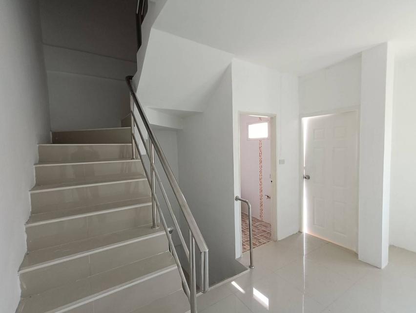ทาวน์โฮม 3ชั้น หมู่บ้านเพชรทวี พุทธมณฑล สาย5  7