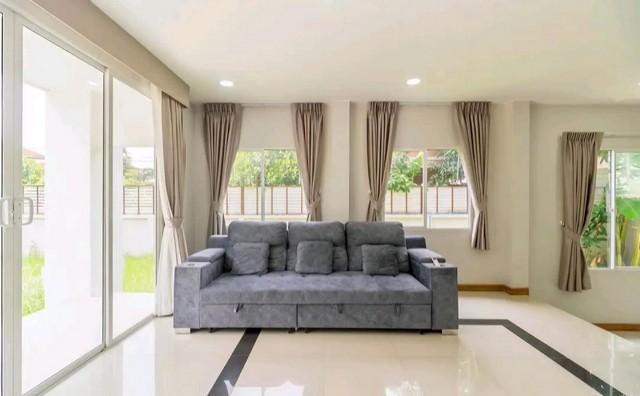 บ้านเดี่ยว2ชั้นครึ่ง ให้เช่า 122ตรว. ถ.วัชรพล-พหลโยธิน ใกล้รร.รัตนโกสินทร์สมโภช 3