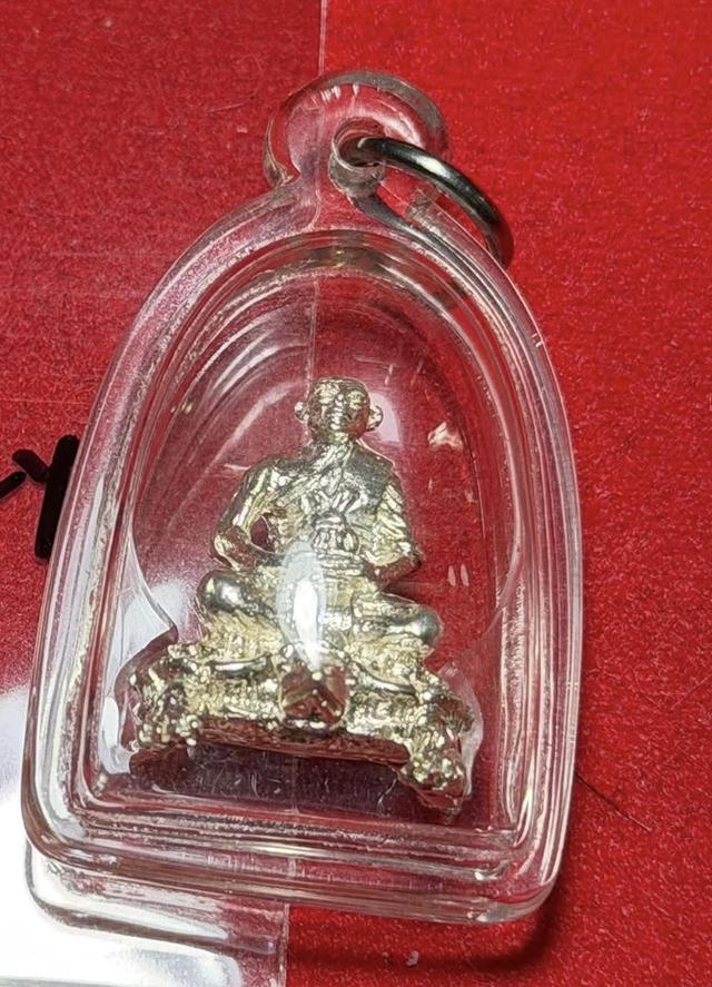 ขายพระเครื่อง เมืองไทย