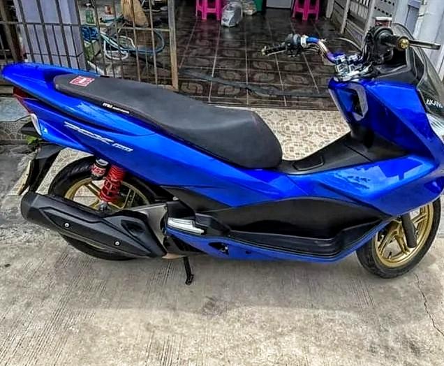 Honda pcx สีน้ำเงิน 3