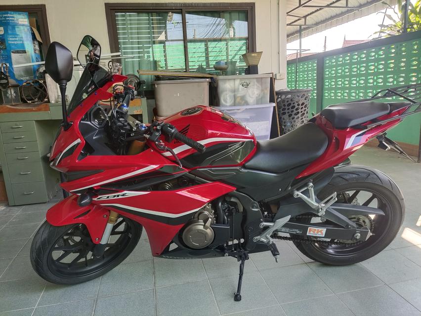 ขายhonda CBR 500r ปี 2017 เลขไมค์ 32000  พ.ร.บ หมดปี70 ภาษีหมดปี 69  กุญแจมี 2 ดอก รูปที่ 4