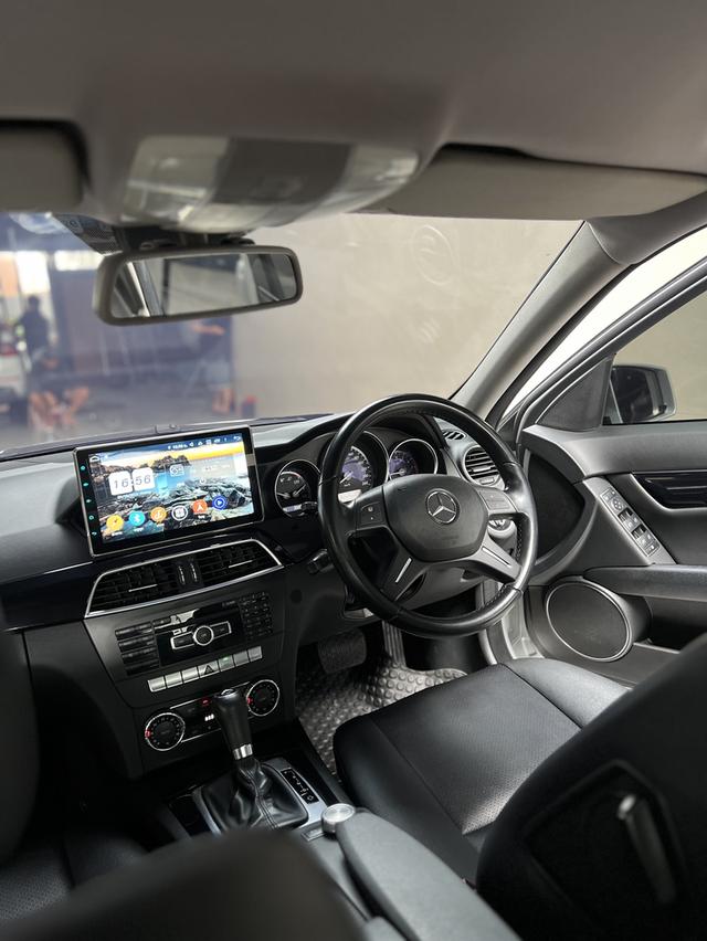 Benz C200 4