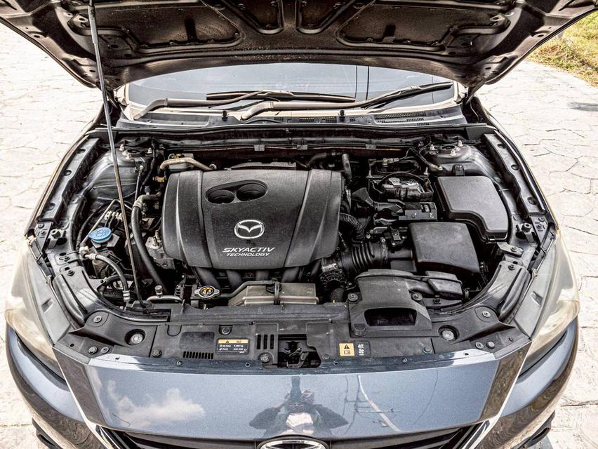 Mazda 3 2.0 SP สีเทา ตัวท๊อป ปี 2015 รถสวยสภาพดี 10