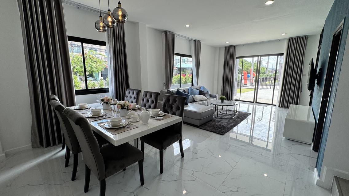 โครงการใหม่ Narit Ville ทาวน์โฮม 2 ชั้น 4 ห้องนอน 4 ห้องน้ำ 14