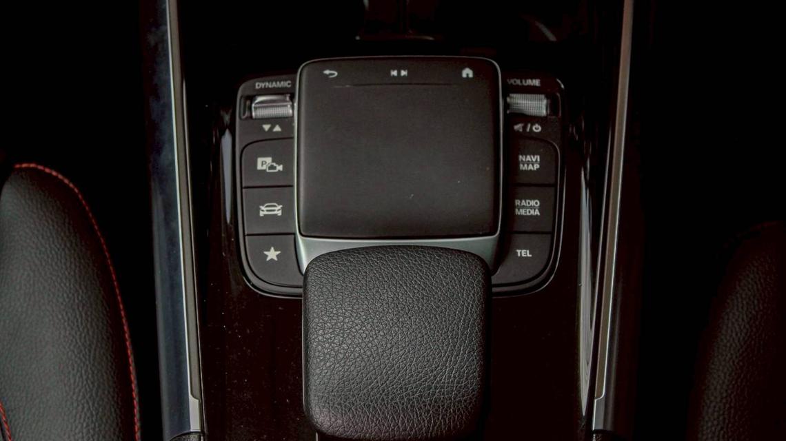 BENZ GLA200 AMG DYNAMIC ปี 2021 3