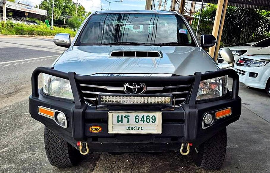 VIGO CHAMP 2.5 4WD ปี13 รถบ้านเชียงใหม่แท้ ตัวถังเดิม สวยมาก