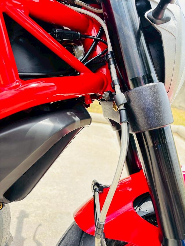 Ducati Monster 796 ABS ปี 2015 สีแดงพร้อมของแต่ง เซอร์วิสใหญ่มาเรียบร้อย 8