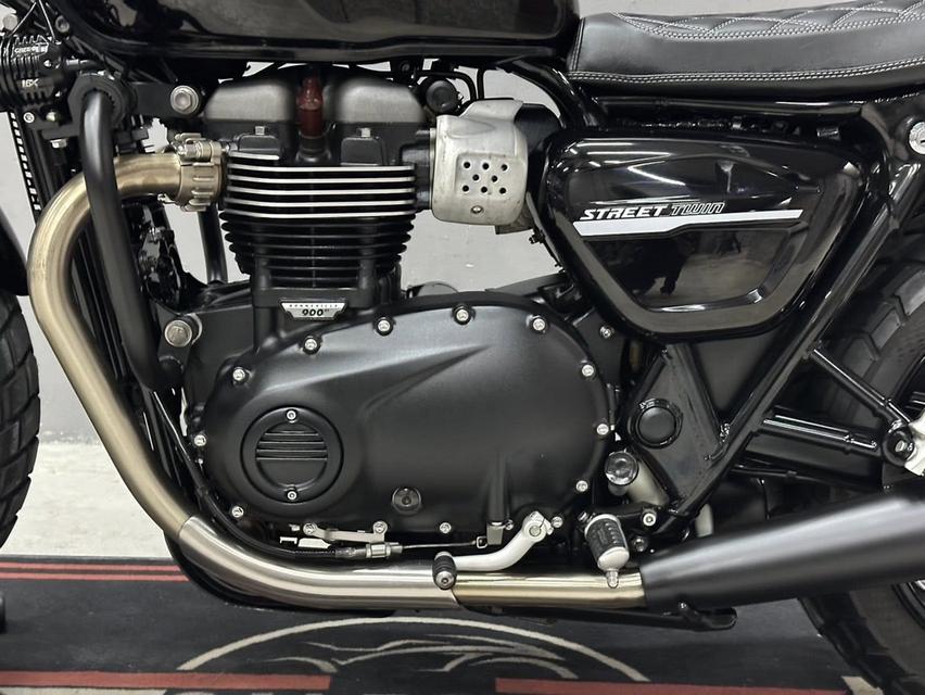 Triumph Street Twin 900 abs ปี 2019 ออกรถ 0 บาท ของจริง  9