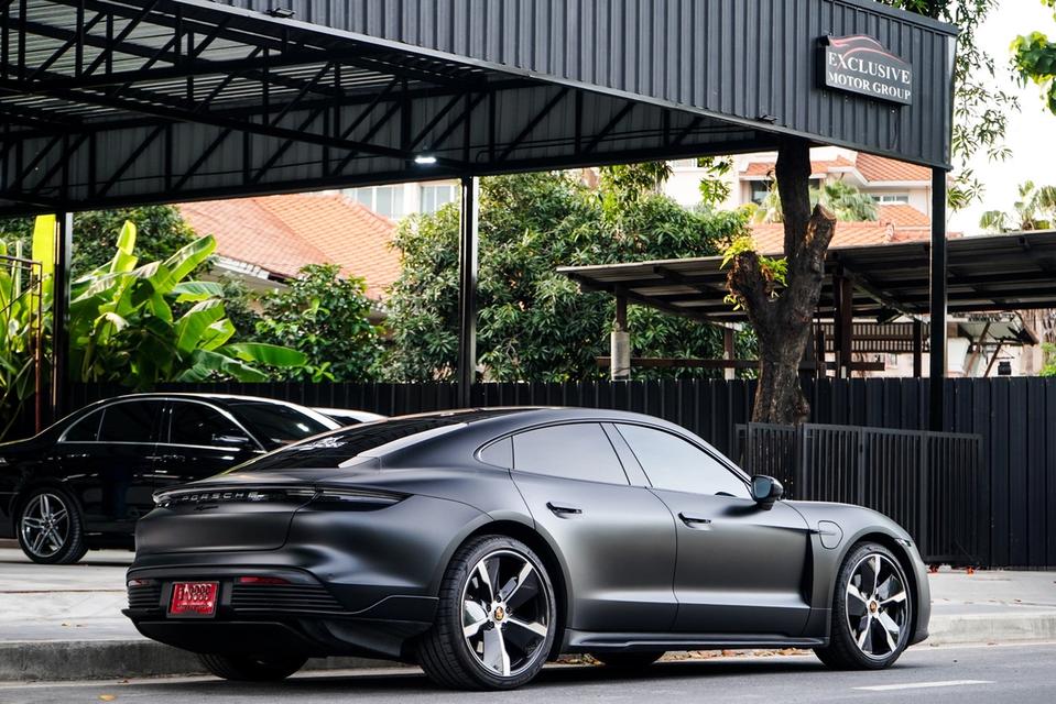 รหัสรถ EC8888 Porsche Taycan 2021