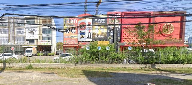 ตลาดนัดวีมาร์เก็ต นิคมลาดกระบัง สนามบินสุวรรณภูมิ ให้เช่าที่ดินถมแล้ว เพียง 37.5 บาทต่อตรม ราคาถูกที่สุด 400 ตร.ม. รพ.พร