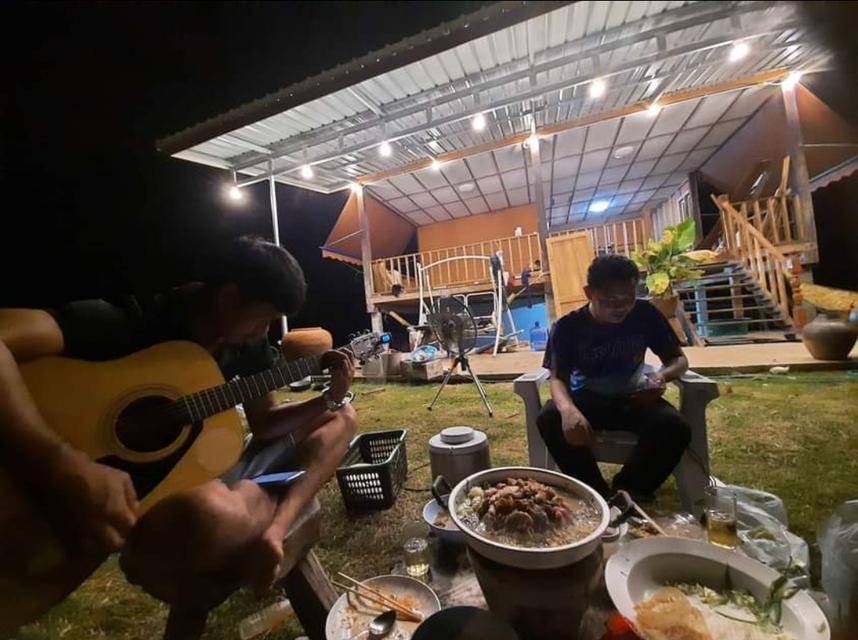 บ้านที่ดินรีสอร์ทร้านอาหารบ่อตกปลาห้องพัก​คาเฟ่​ 9