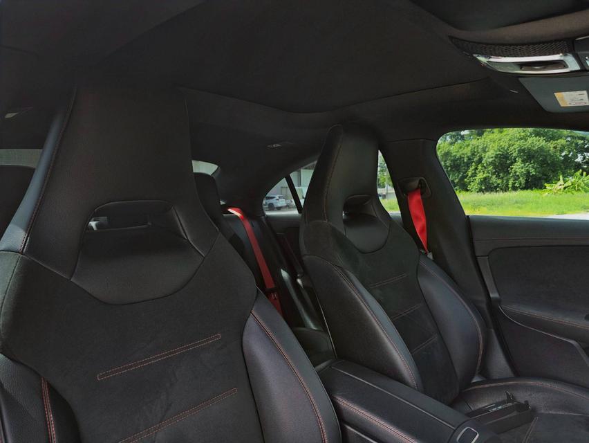 Mercedes-Benz CLA35 AMG ปี 2020 รถสีดำ Wrap ดำด้าน รถศูนย์ รูปที่ 10