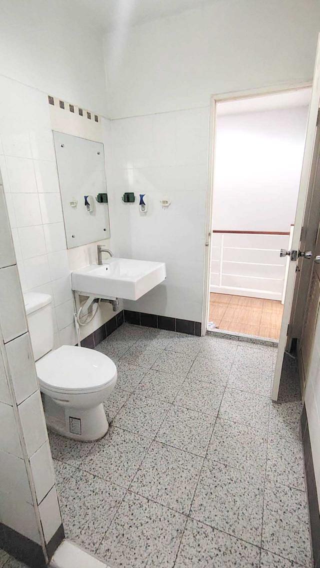 ให้เช่าทาวเฮ้าส์ 2 ชั้น หมู่บ้านพฤกษาวิล16 ธัญญะ คลอง3 ปทุมธานี 12