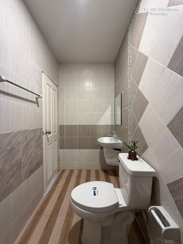 หมู่บ้านเพ็ญศิริ 4 เลียบวารี หนองจอก บ้านรีโนเวทใหม่ ต้นซอย โซนหนองจอก 10
