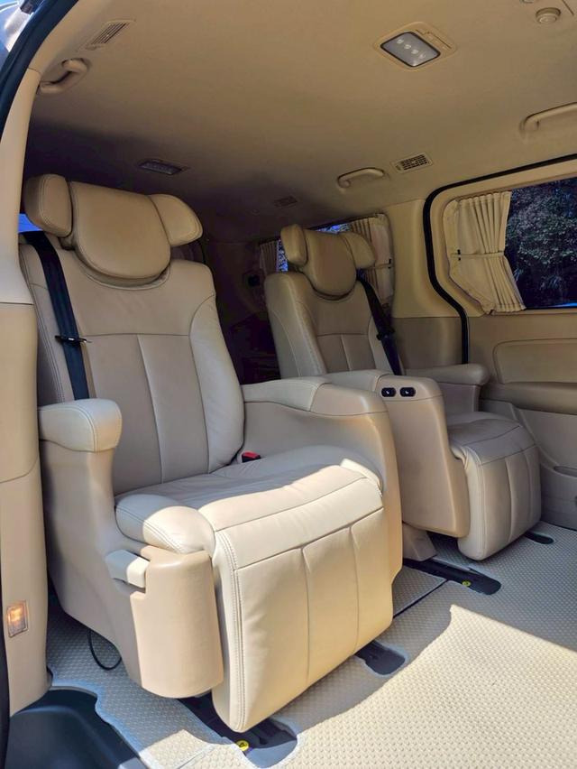 HYUNDAI H-1 Grand Starex VIP สีน้ำตาล ปี 2016 ไมล์ 140,000 กม. 12