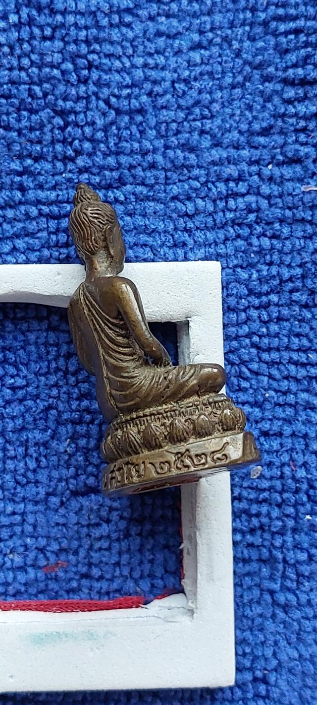 พระพุทธวิโมกข ์อาจารย์โง่น โสรโยปี2528 รูปที่ 3