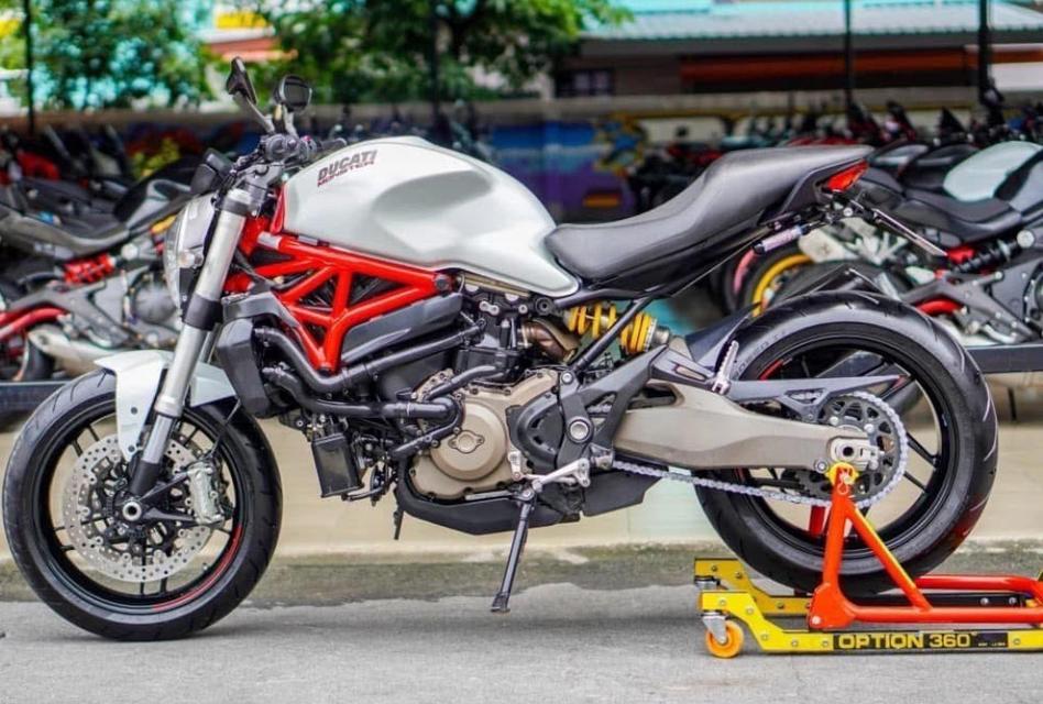 ขายรถสุดฮิต Ducati Monster 821 