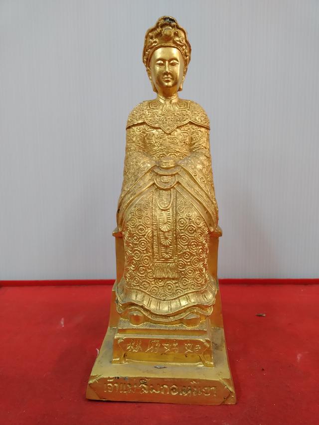 เจ้าแม่ลิ้มกอเหนี่ยวหน้าตัก2นิ้วสูง10นิ้ว