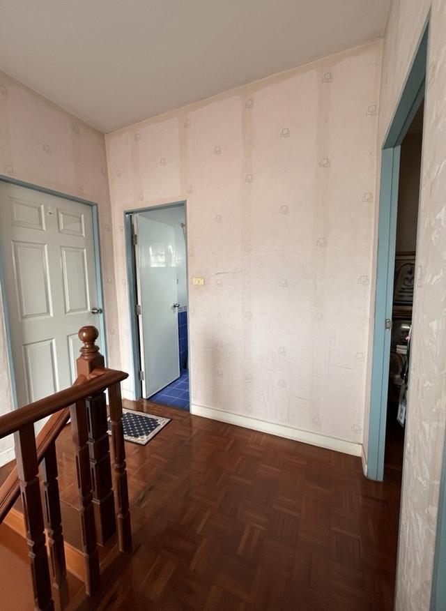 ขายบ้าน 3 นอน 2 น้ำ 2 ที่จอดรถ 8