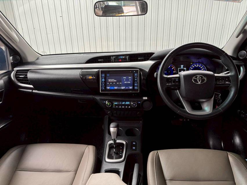 Toyota Revo 2.4G ปี16 9