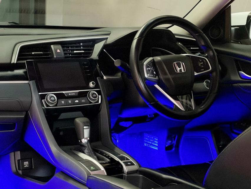 2021 HONDA CIVIC FC 1.8 EL MINORCHANGE รถมือเดียวออกป้ายแดง รถวิ่งน้อย เข้าศูนย์ทุกระยะครับ รูปที่ 12
