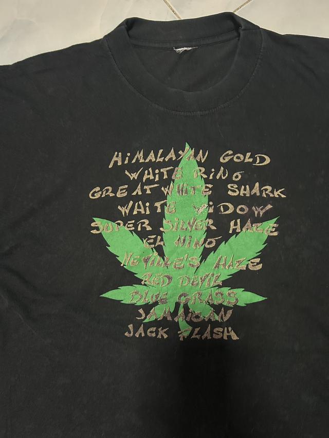 🌵 Vintage 90s Cannabis Strains Tee | ไซส์ใหญ่ อก 25 | แขนเดี่ยว-ชายเดี่ยว 🌵 รูปย่อยที่ 3