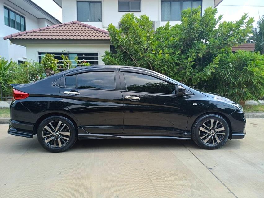 ให้ไว!!! 60,000 โล มือเดียวป้ายแดง ปี 2019 HONDA CITY V TOP Minorchange ออโต้ TOP  8