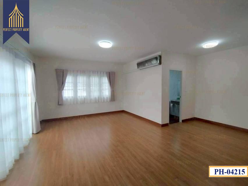 ขายบ้านเดี่ยว 2 ชั้น รีโนเวท พร้อมอยู่ ฟลอร่าวิลล์ สุวินทวงศ์38 หนองจอก กรุงเทพมหานคร 17