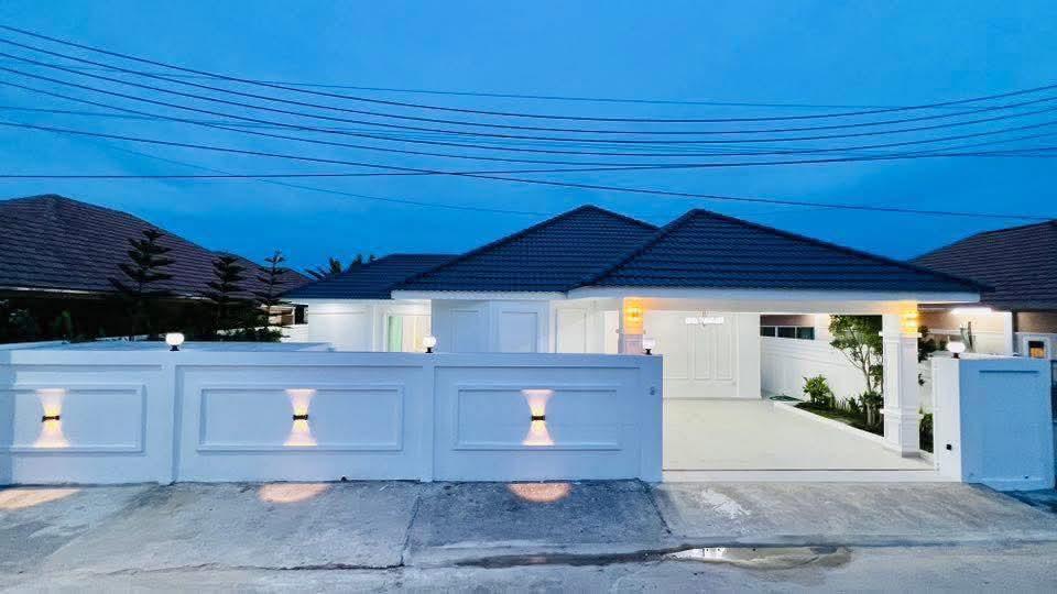 Selling pool villa Rawipron city home 7.9 million 
