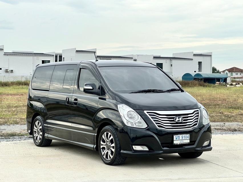 2016 Hyundai h1 3