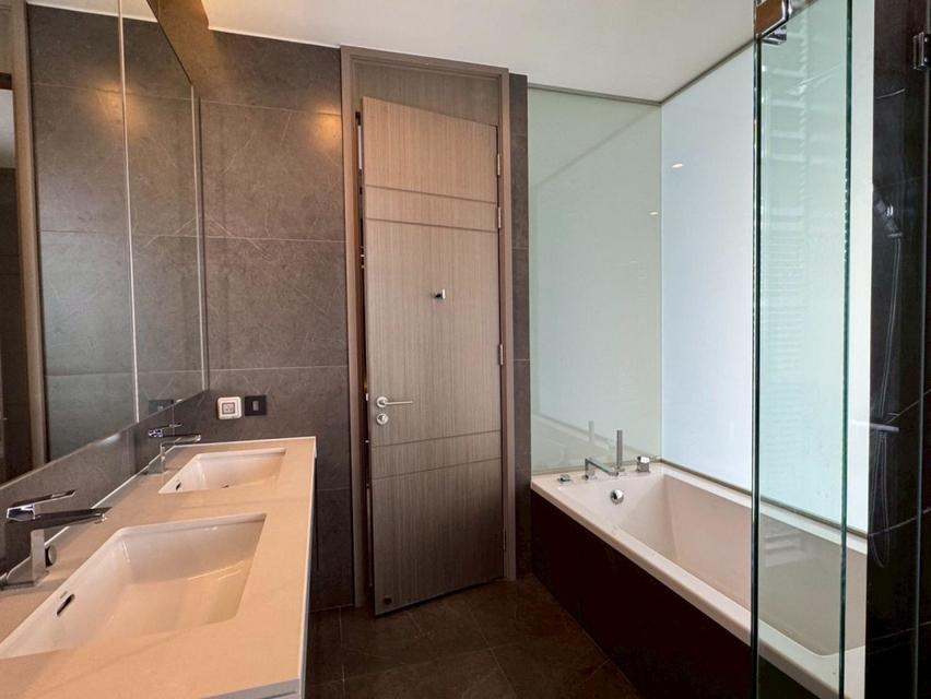 ให้เช่าคอนโด The Esse at Singha Complex 77ตรม  2 ห้องนอน 2 ห้องน้ำ ชั้น 20 4