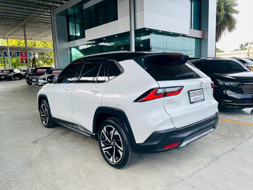 Toyota Yaris Cross HEV Premium Luxury ปี24 แท้ วิ่ง8พันโลแท้ รูปที่ 5