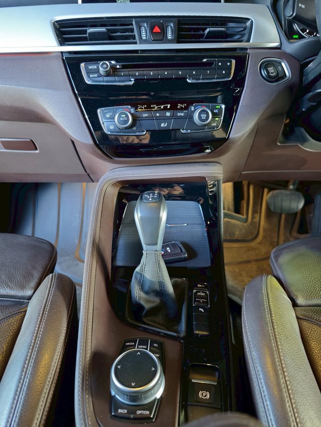 BMW X1 2.0 F48 sDrive18d M Sport ดีเซล AT ปี 2017 รถสวย 12