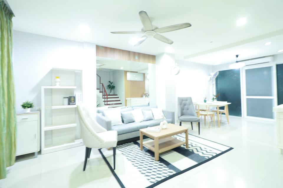 ขาย Town home หมู่บ้านธนาพัฒน์ เฮ้าส์ สาทร-นราธิวาสฯ 1